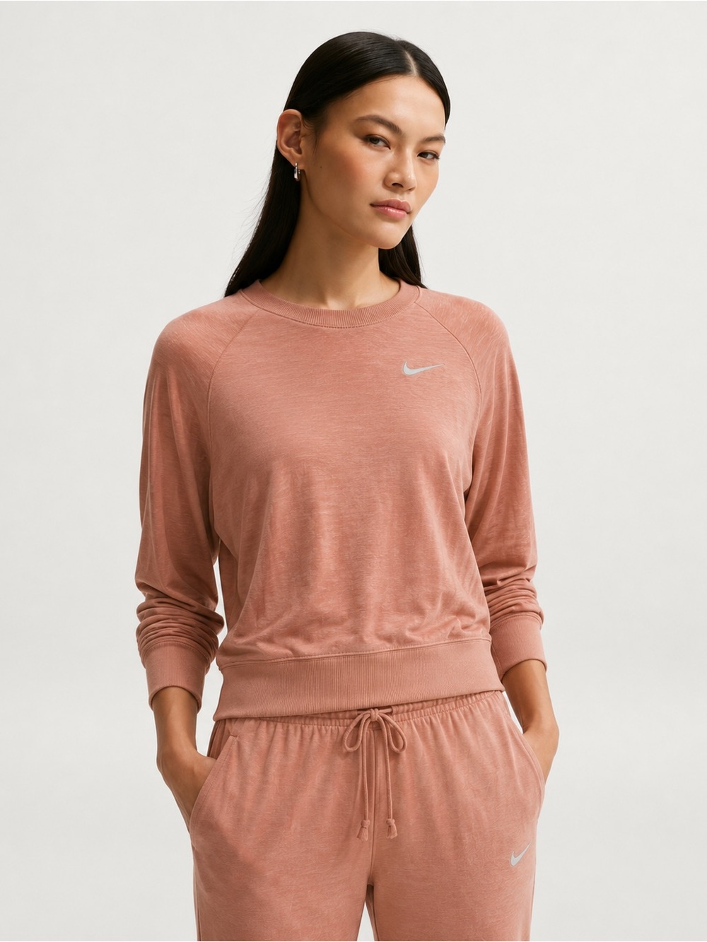 Nike Women's Dusty Rose/Peach Crewneck Sweatshirt